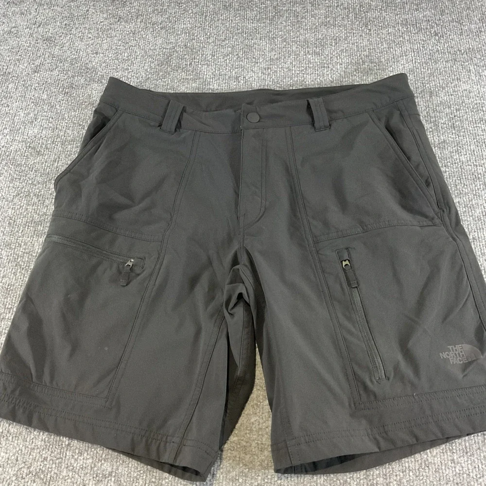 The North Face Mens Hiking Shorts 34 Black Stretch ZipPocket Outdoor Performance